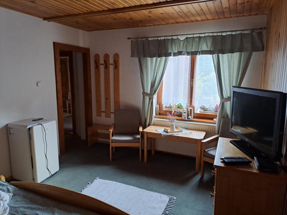 Privat Majo Otel Liptovský Mikuláš Dış mekan fotoğraf